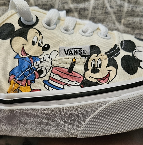 Vans Disney Mickey Mouse Birthday celebration Sneakers - Picture 4 of 12